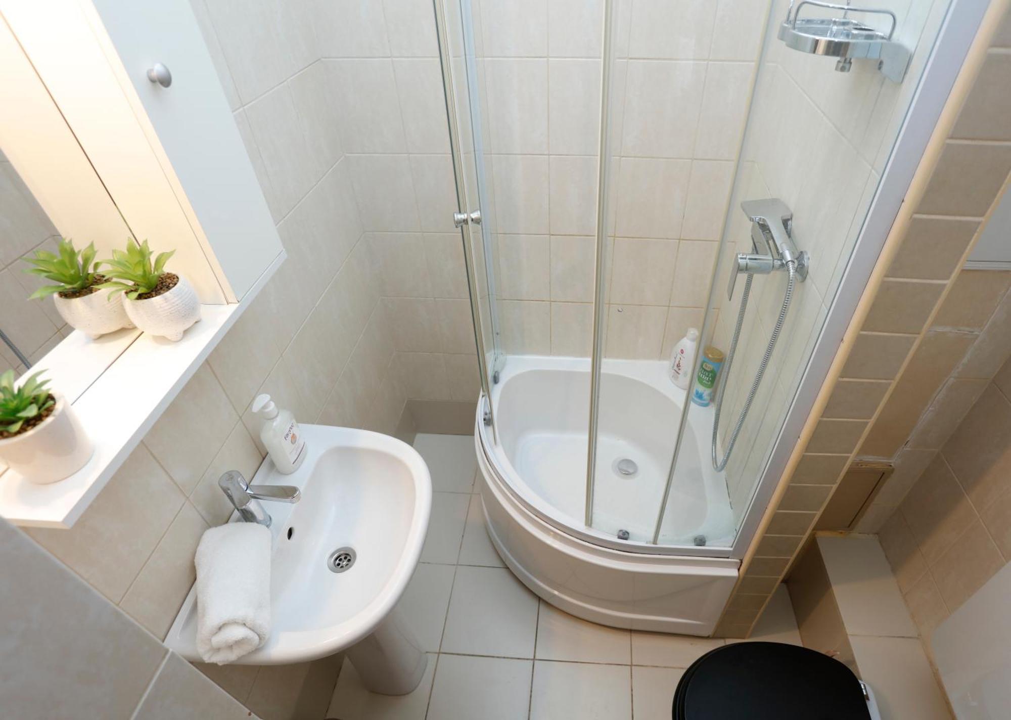 Enchanting Retreat - Historic Old Town - Pet-Friendly Haven - Steps From Unirii Bukarest Exterior foto
