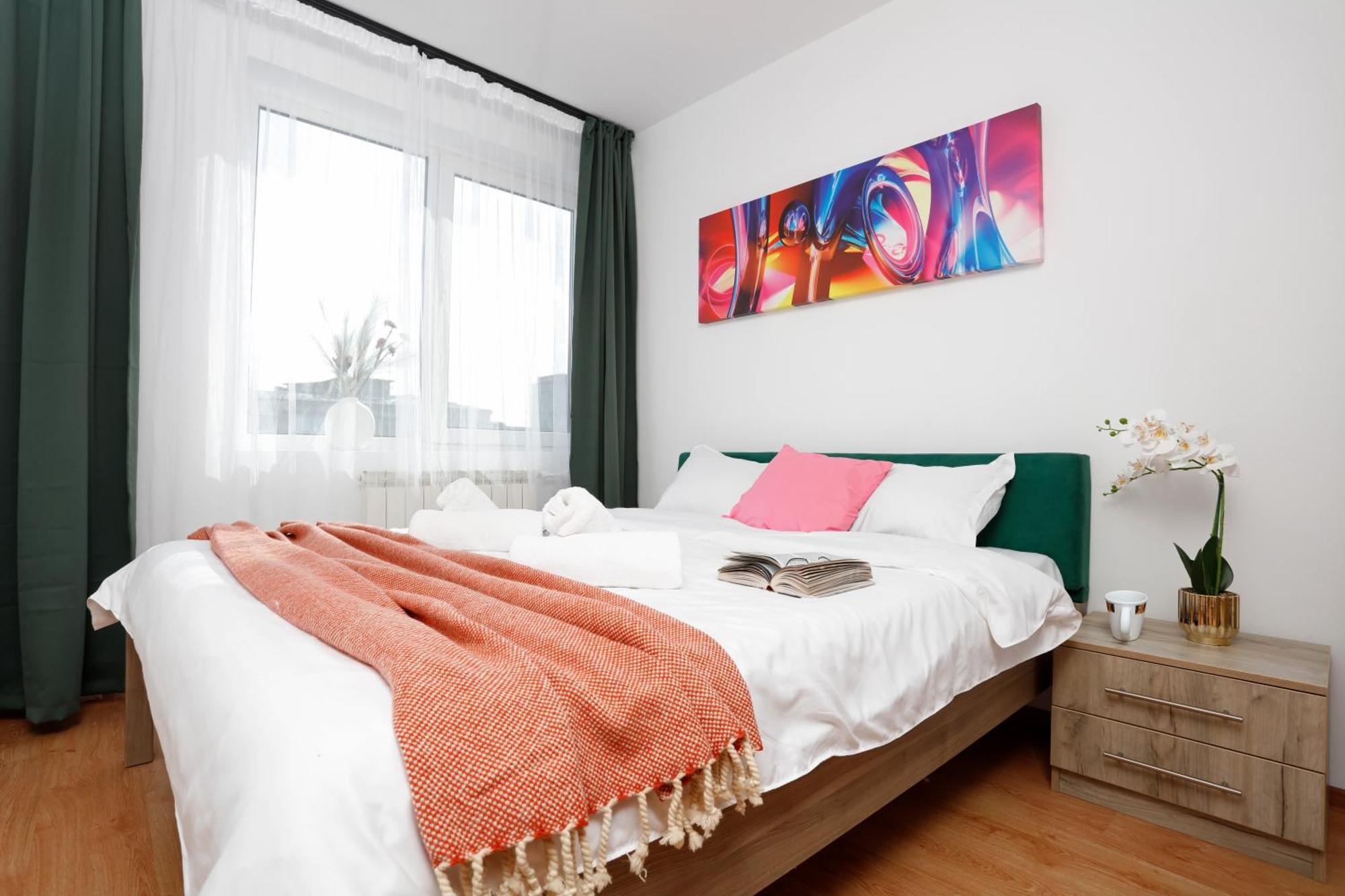 Enchanting Retreat - Historic Old Town - Pet-Friendly Haven - Steps From Unirii Bukarest Exterior foto