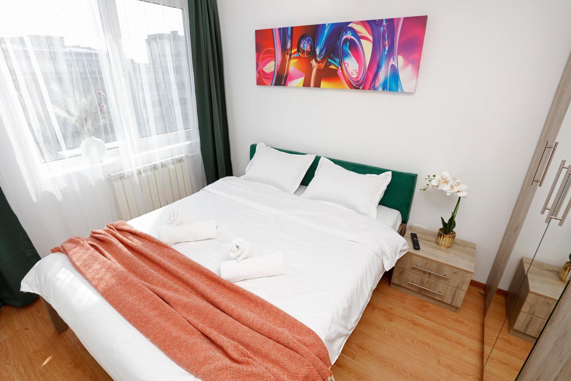 Enchanting Retreat - Historic Old Town - Pet-Friendly Haven - Steps From Unirii Bukarest Exterior foto